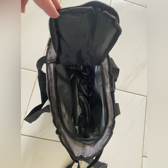 Vegas Golden Knights - Brand anew Cooler Bag - Picture 7 of 9